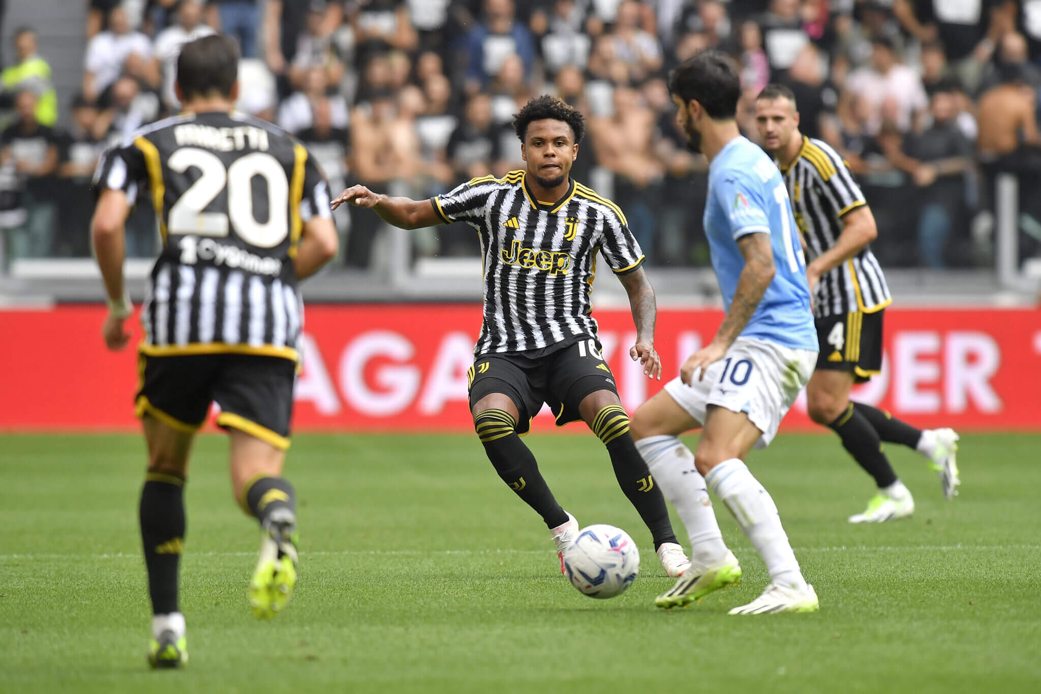 USMNT Stars Face Mixed Fortunes as European Season Hits International Break