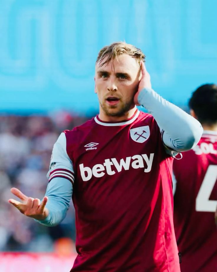 Bowen vs Watkins: Premier League's In-Form Forwards Headline London Stadium Showdown