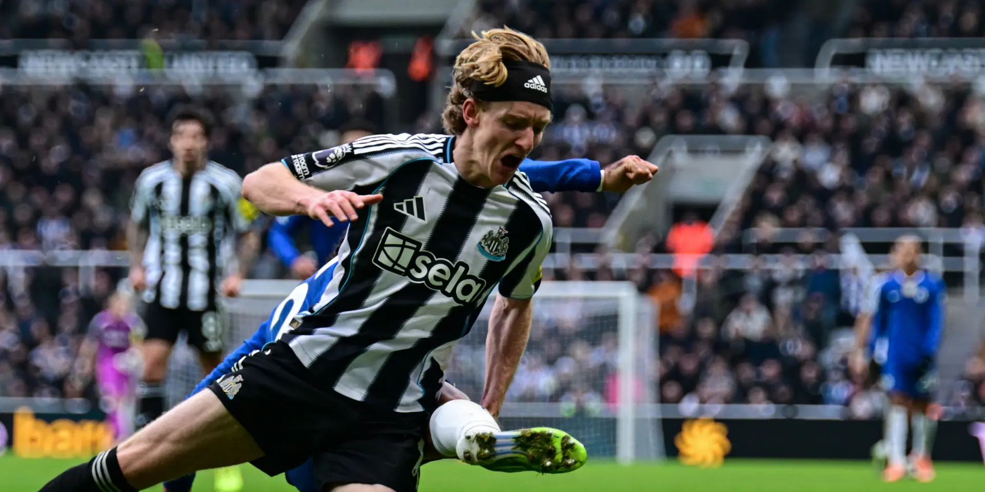 Anthony Gordon penalty appeal vs Chelsea as Newcastle seek PGMOL clarification