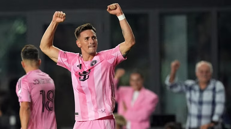 Tadeo Allende celebrating his stoppage-time goal for Inter Miami against Vancouver Whitecaps in the 2025 MLS Cup final